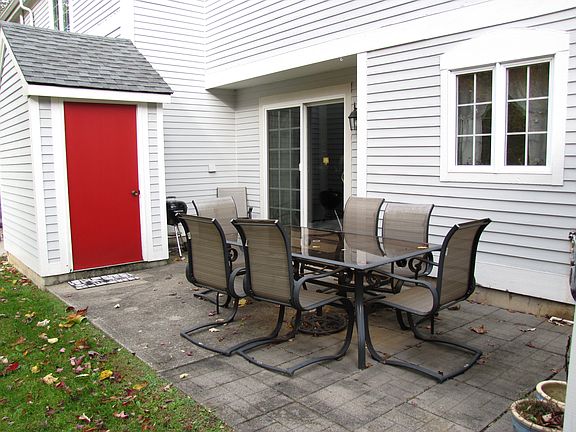 5th image of 501 Chestnut Dr