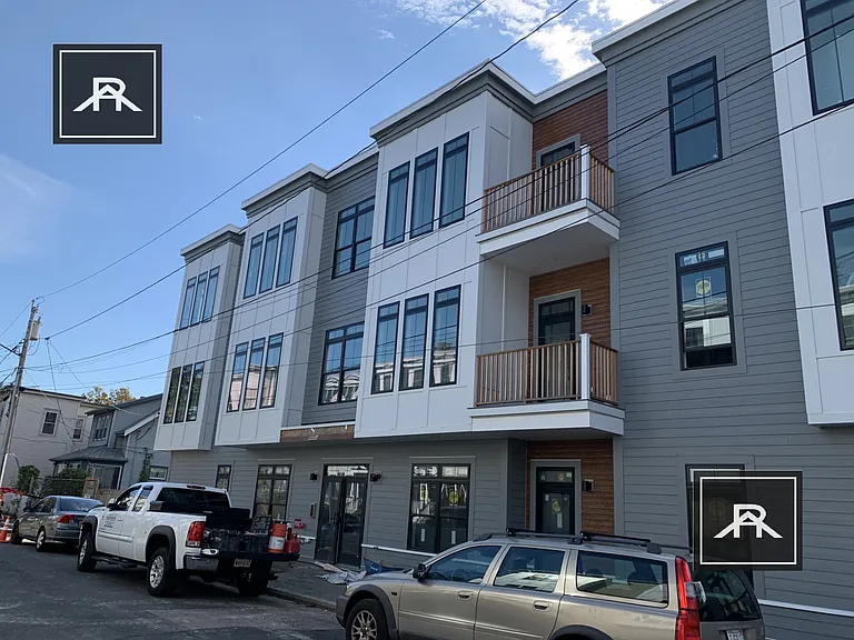 159 Everett St #302 — Photo 15