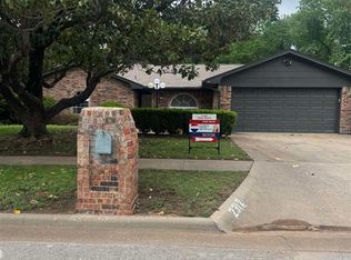 2312 NE Village Dr, Lawton, OK 73507