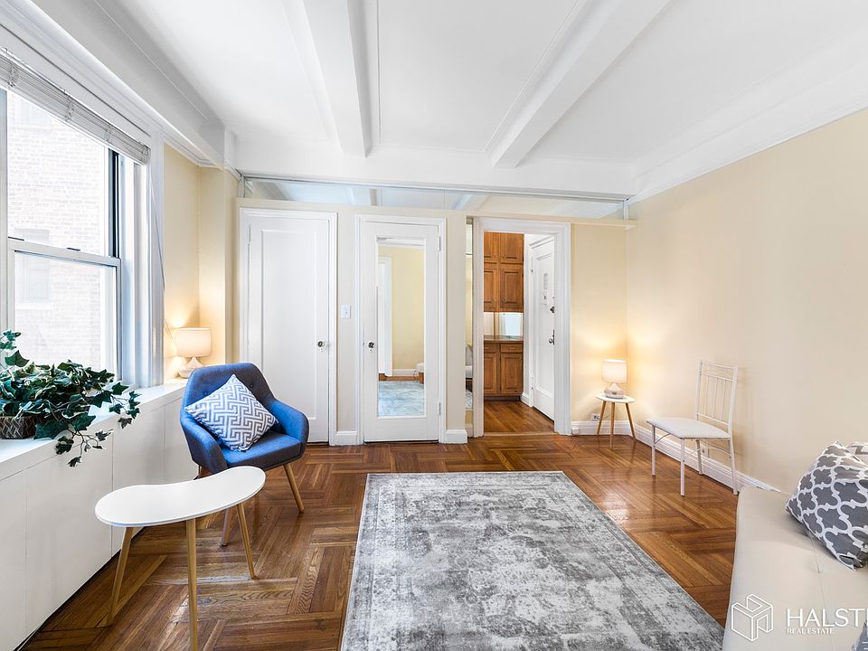 2nd image of 25 W 64th St APT 8C