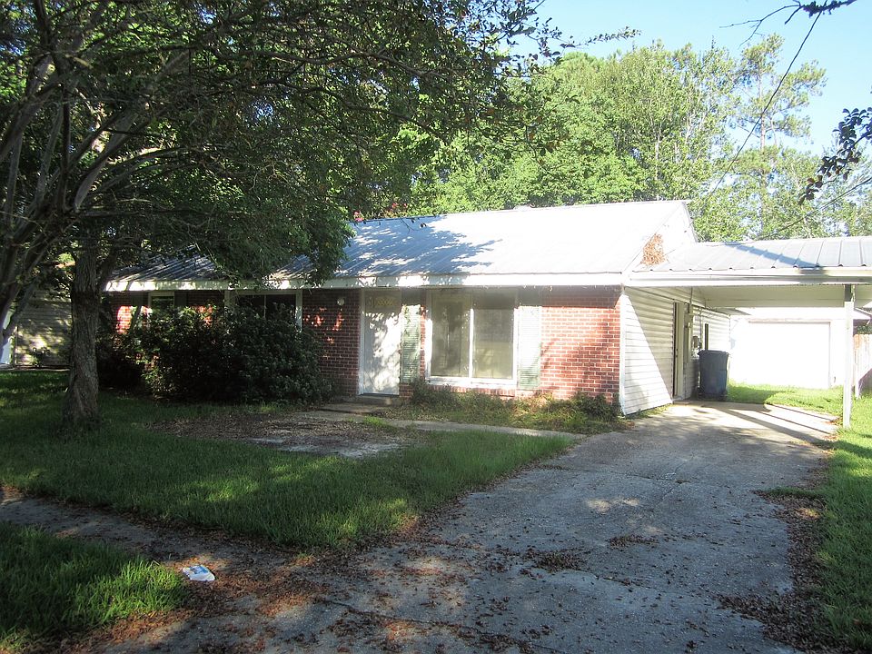 1st image of 201 W Camellia Dr
