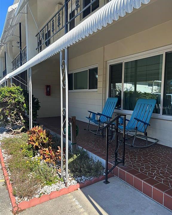 1st image of 4143 56th St N APT 901