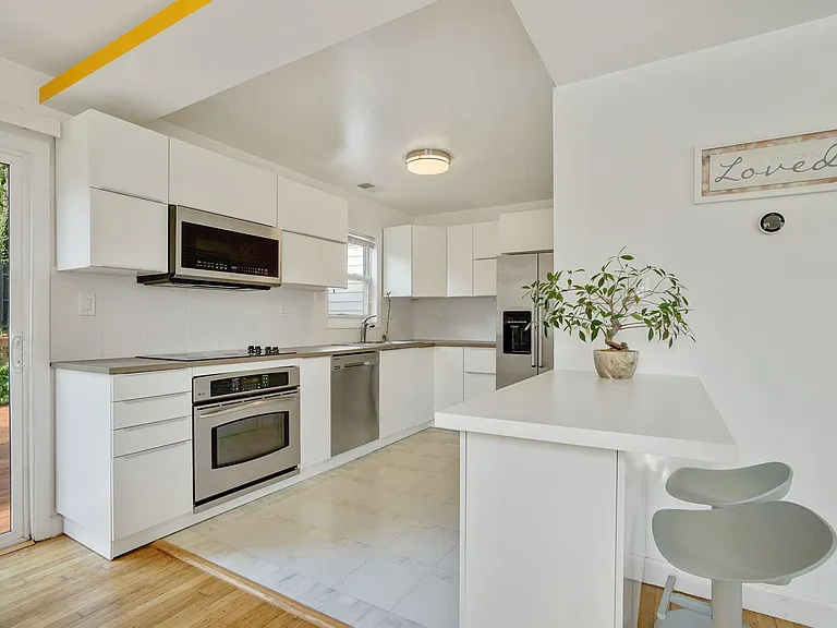 11030 Westmore Dr — Photo 16