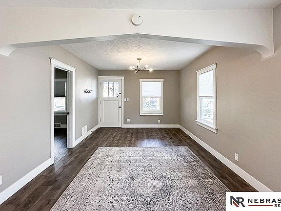 3rd image of 5027 Charles St