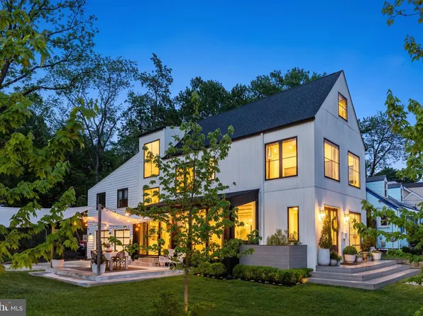3935 6th St S, Arlington, VA 22204