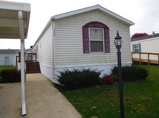 122 Pheasant Run Dr, Michigan City, IN