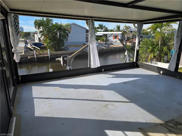 4701 Leilani LN, BONITA SPRINGS, FL 34134