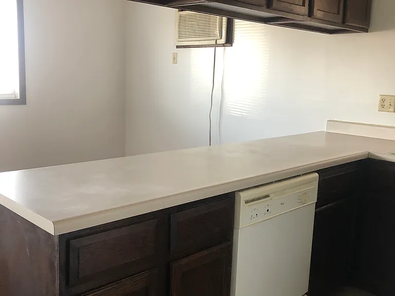 228 S Garfield Ave #4 — Photo 3