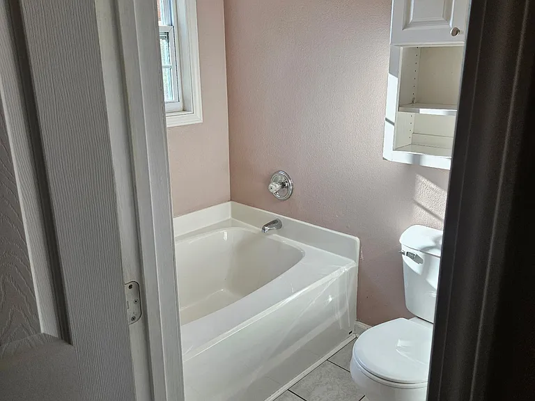 147 Edgemont Dr — Photo 8