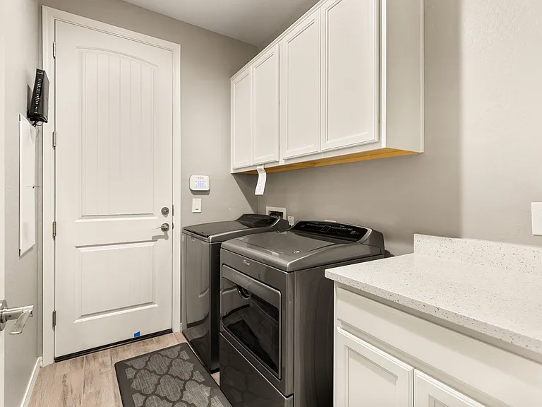 3859 E Welton Ln — Photo 26