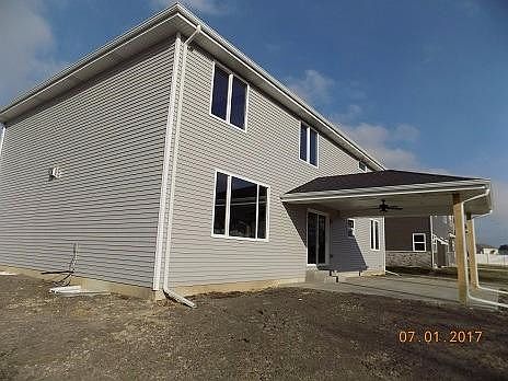 3rd image of 9411 W 99th Pl
