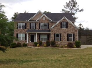 7897 The Lakes Dr, Fairburn, GA 30213