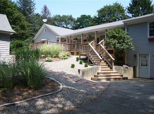 22 Theater Rd, Cumberland, RI 02864