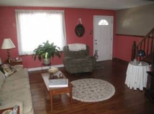 454 Madison Ave, Hatboro, PA