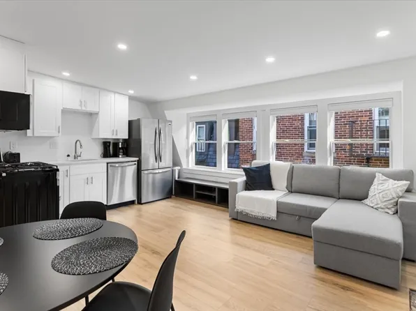6 Goodwin Pl APT 4, Boston, MA 02114