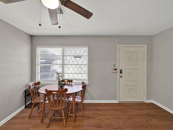 2nd image of 3826 Noah St