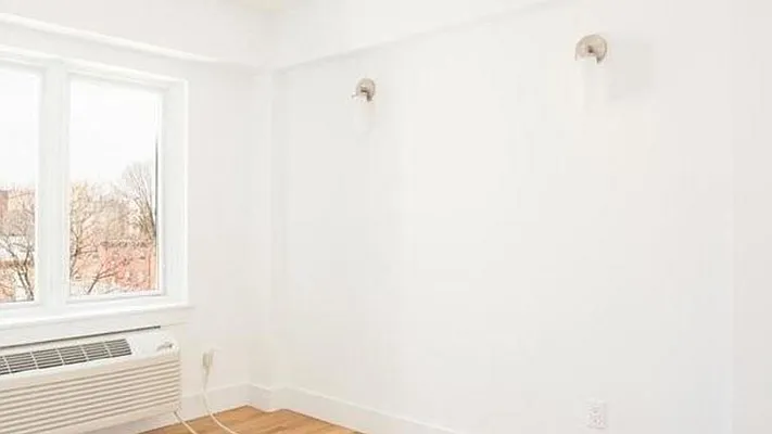 Rented by Nooklyn NYC LLC | media 80