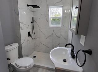 5 Oregon Ave FLOOR 2, North Providence, RI 02911