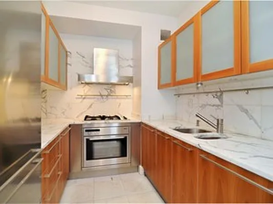 Rented by Corcoran | media 7