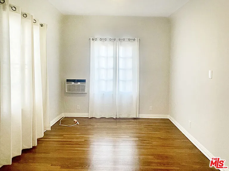 440 N Spaulding Ave — Photo 10
