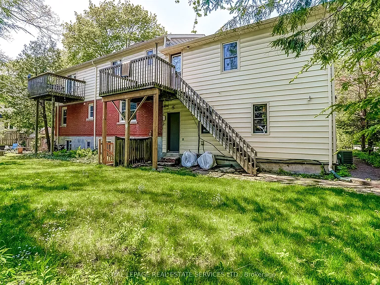 302 Maple Ave #MAIN FLOOR — Photo 24