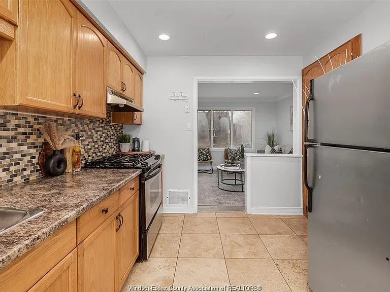 1217 Harrison Ave — Photo 9