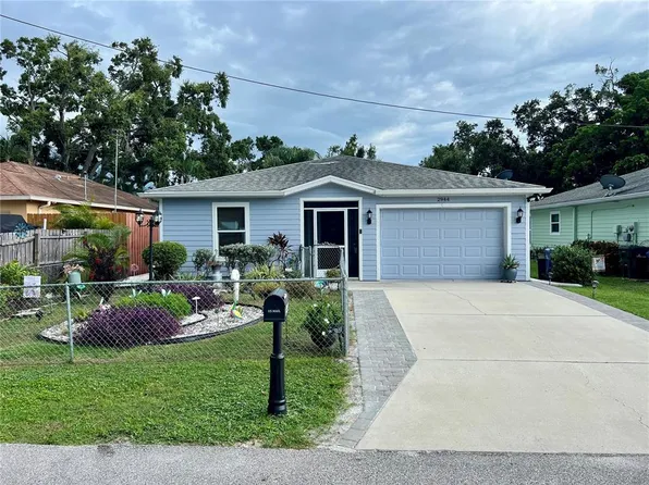 2944 Sterling Ln, Sarasota, FL 34231