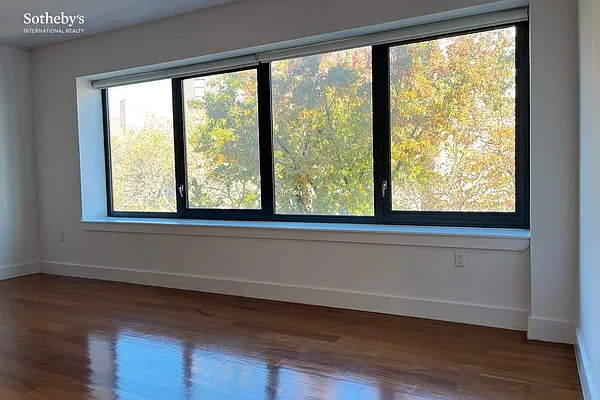 Rented by Sotheby's International Realty | media 18