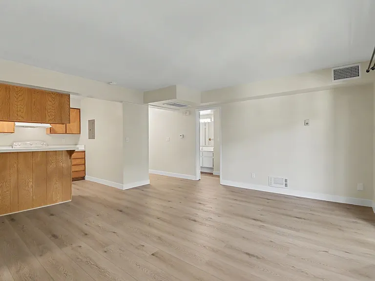 2636 Worden St #120 — Photo 9