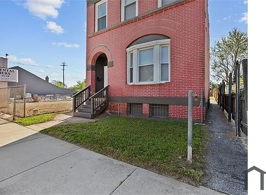 2 bed, 1104 sqft, $1,050 — Photo 3
