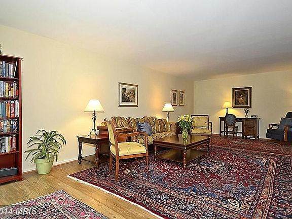 3rd image of 10300 Bushman Dr APT 110