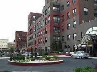 111 Mulberry St, Newark, NJ 07102