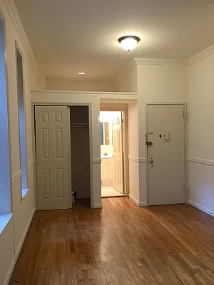 Rented by Dream NYC LLC | media 22