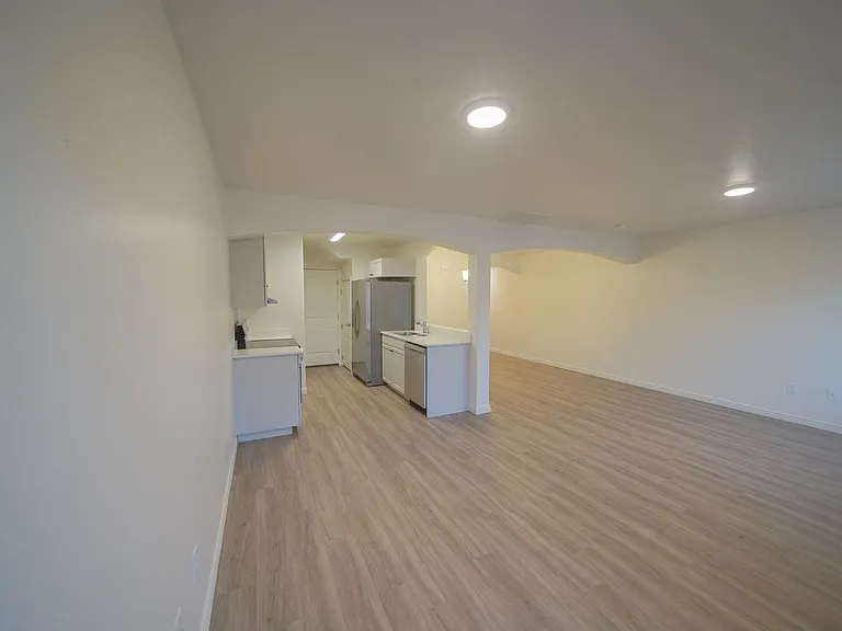 1000 E Bluffview Dr #115 — Photo 17