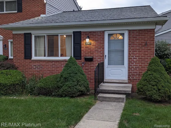 3047 Elstead St, Auburn Hills, MI 48326