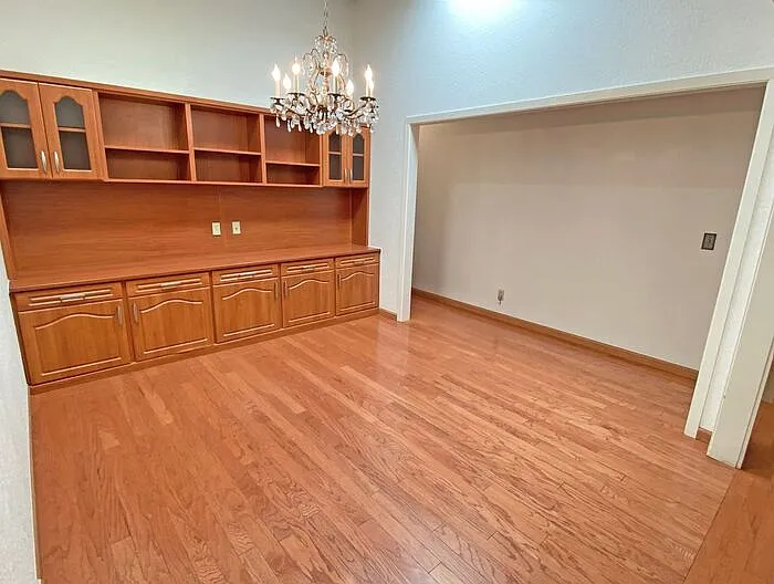 6032 Montgomery Cor — Photo 9