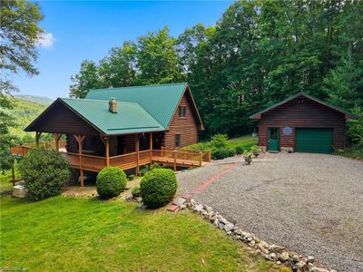 307 Lauri Ln, Mc Grady, NC, 28649