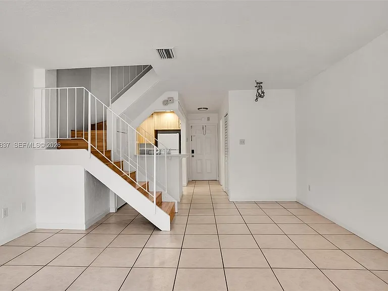 8650 SW 67th Ave #1025 — Photo 13