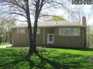 321 Starr Line Dr, Tallmadge, OH 44278