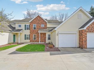 5903 Cottontail Trl, Madison, WI 53718
