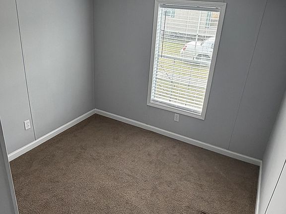 4th image of 801 Glendale St