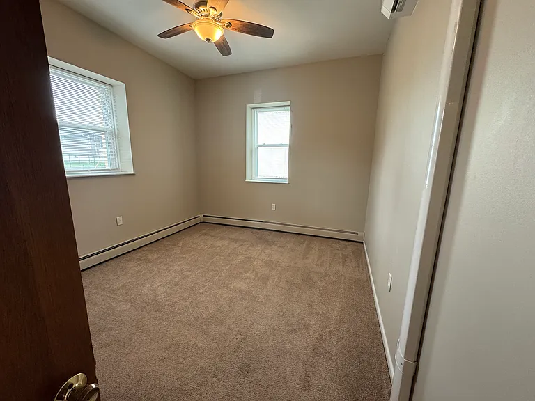 615 Summit St #2 — Photo 13