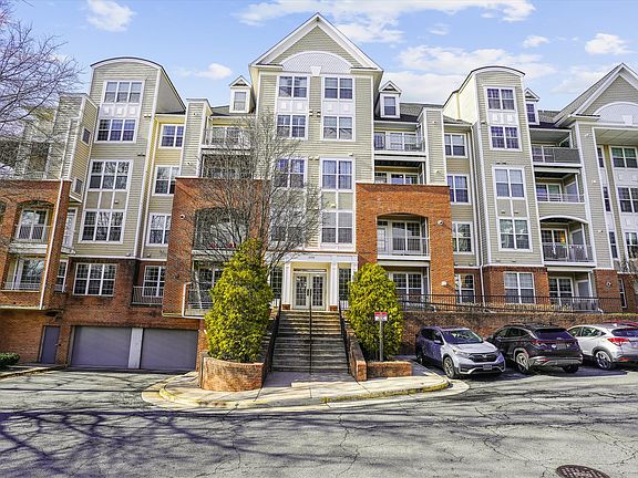 2nd image of 2720 Bellforest Ct APT 408
