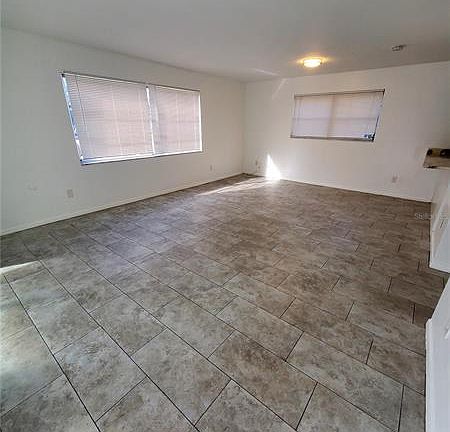 4th image of 1320 Pierce St APT 1