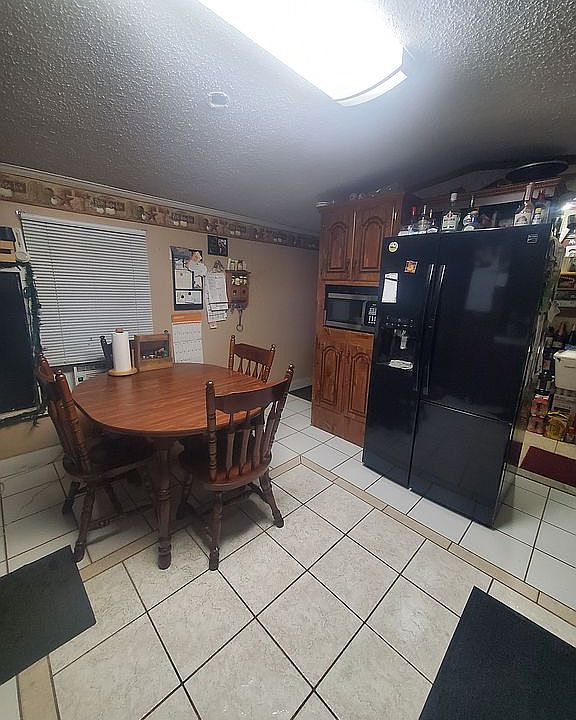 1st image of 31639 Summit St