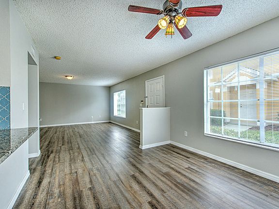 5th image of 1623 Fluorshire Dr