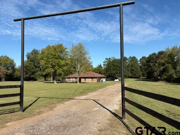 3154 Fm 1910 W, Jacksonville, TX 75766