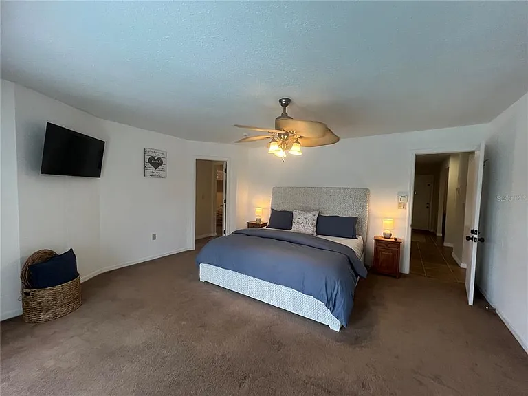 451 Rio De Janeiro Ave — Photo 31