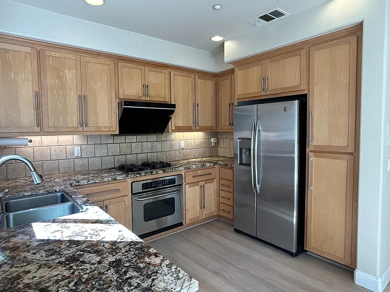 1266 Avenida Benito — Photo 10