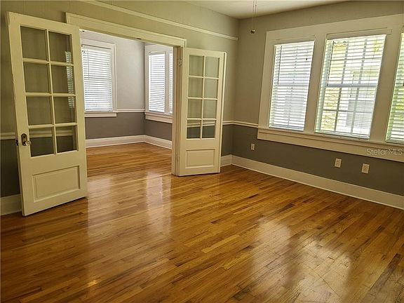 2nd image of 511 S Albany Ave APT 6